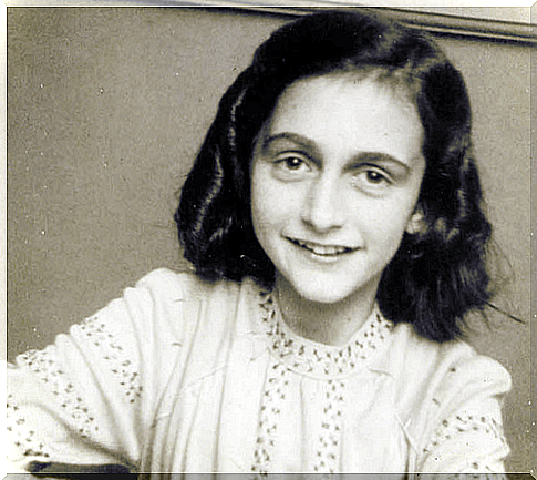 Anne Frank, biography of a resilient girl